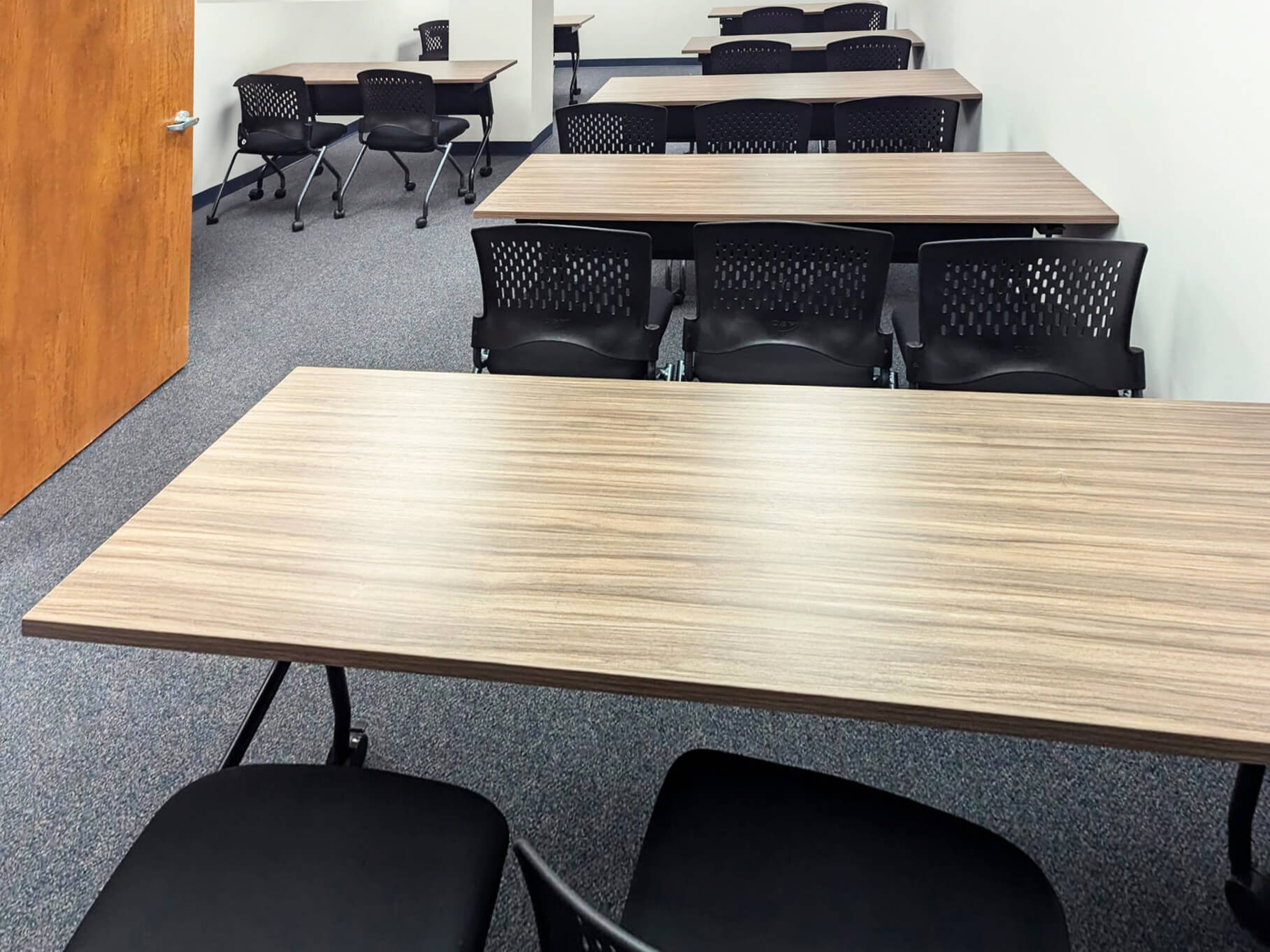 Office training tables 490 2 Office training tables 490 2